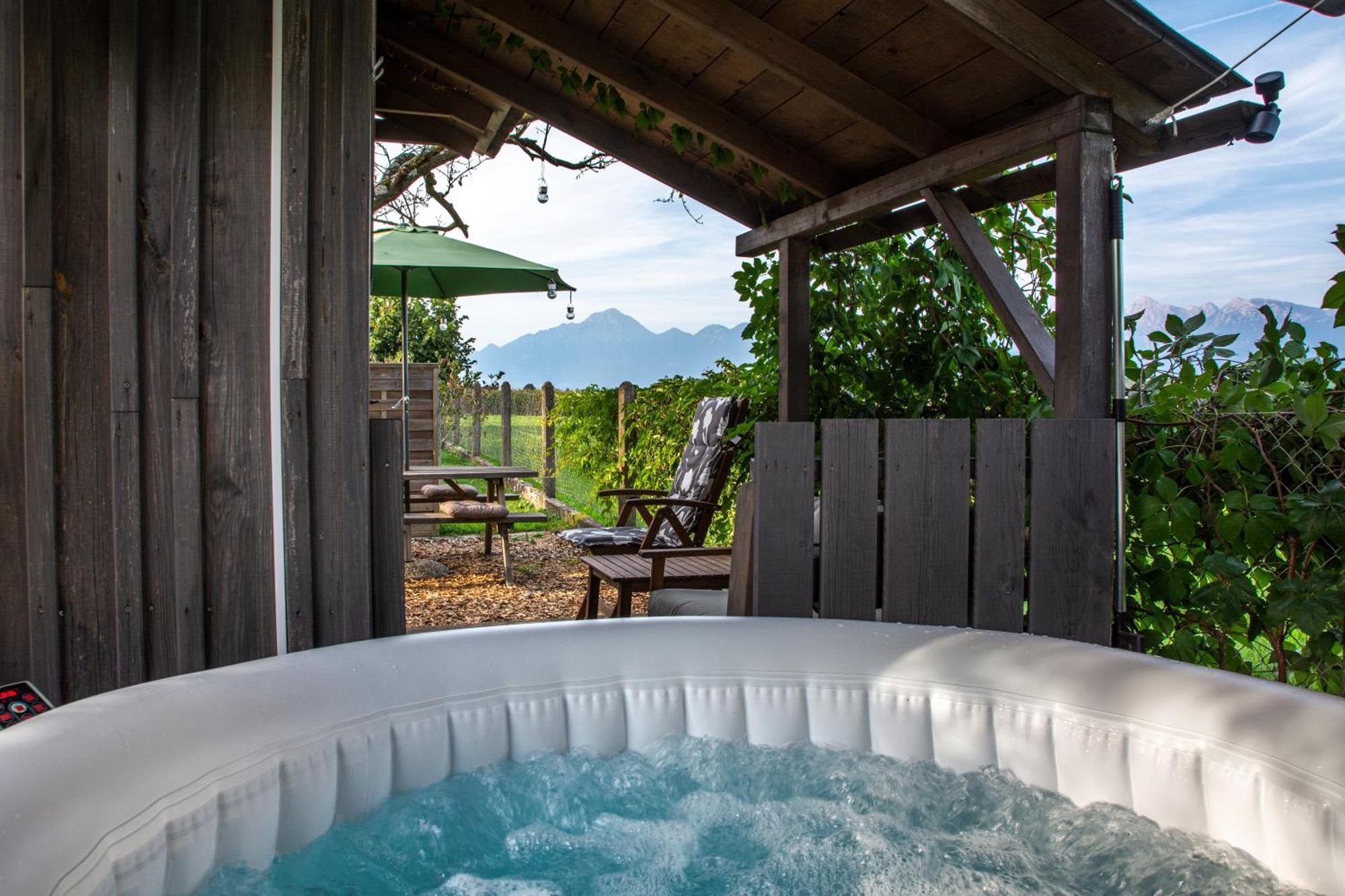 Glamping With A View Villa Smlednik Exterior photo